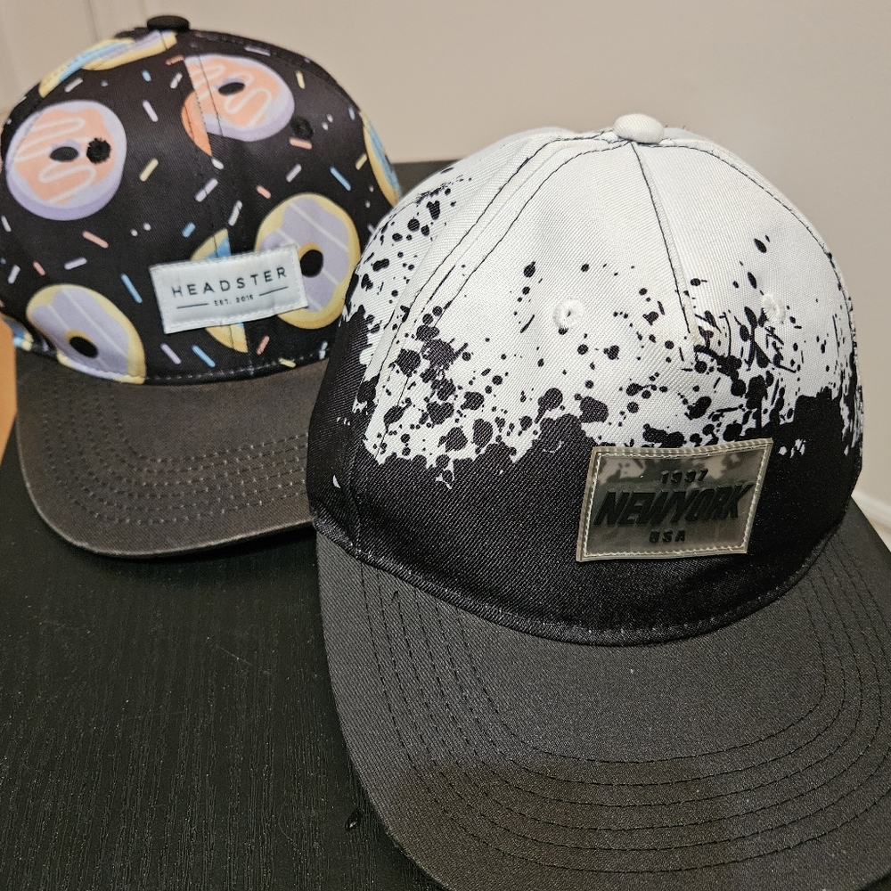 BOYS‎ 2 baseball hats